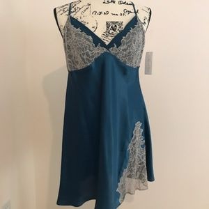 NWT Vintage Chemise & Robe Dark Teal Size M
